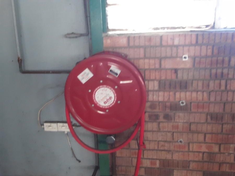 To Let commercial Property for Rent in Oos Einde North West